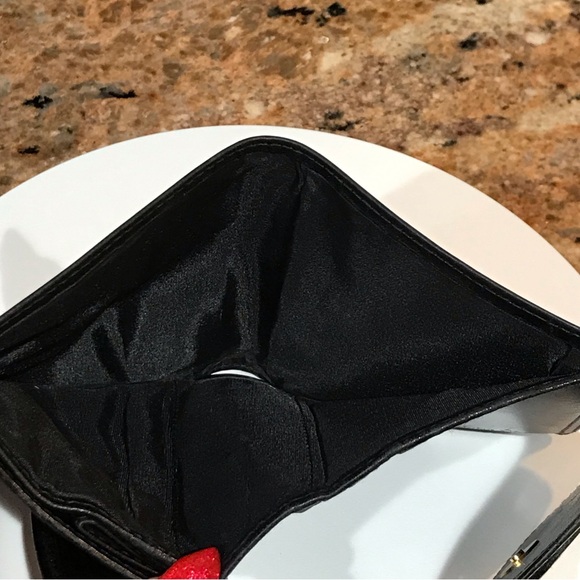 ‼️SOLD‼️DIOR Signature Compact Wallet 😍❤️‍🔥💛 - Picture 12 of 17